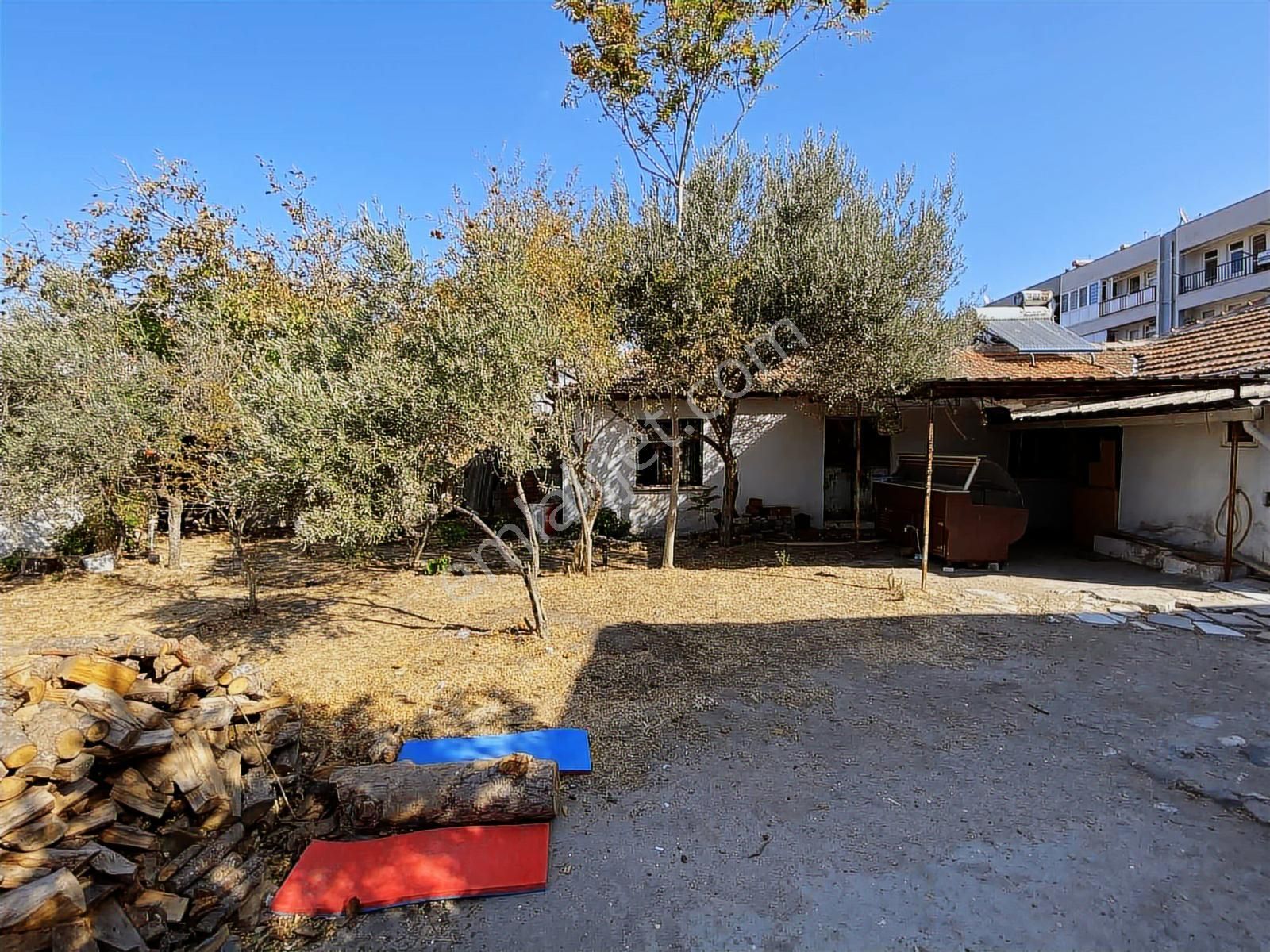 Dağlı !gayrimenkul'den Altınova'da 286m2 Müstakil Bahçeli Ev  - Görsel 4