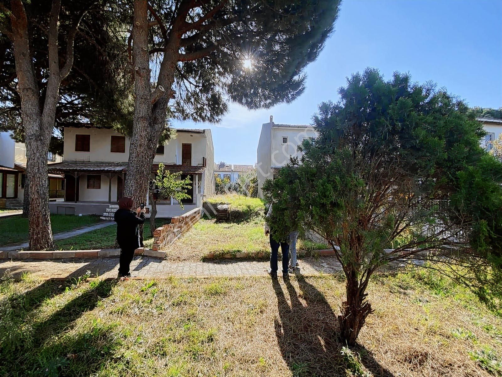 Dağlı Gayrimenkul'den Altınova Sahilde 200m2 Arsa - Görsel 5