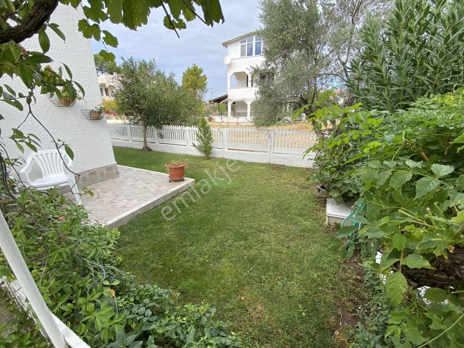 Dağlı !gayrimenkul'den Geniş Bahçeli Müstakil Villa - Görsel 4