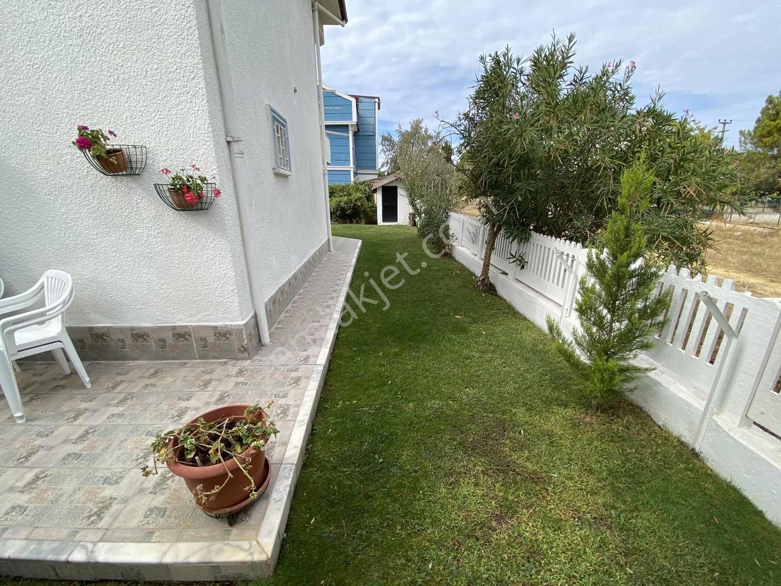 Dağlı !gayrimenkul'den Geniş Bahçeli Müstakil Villa - Görsel 5