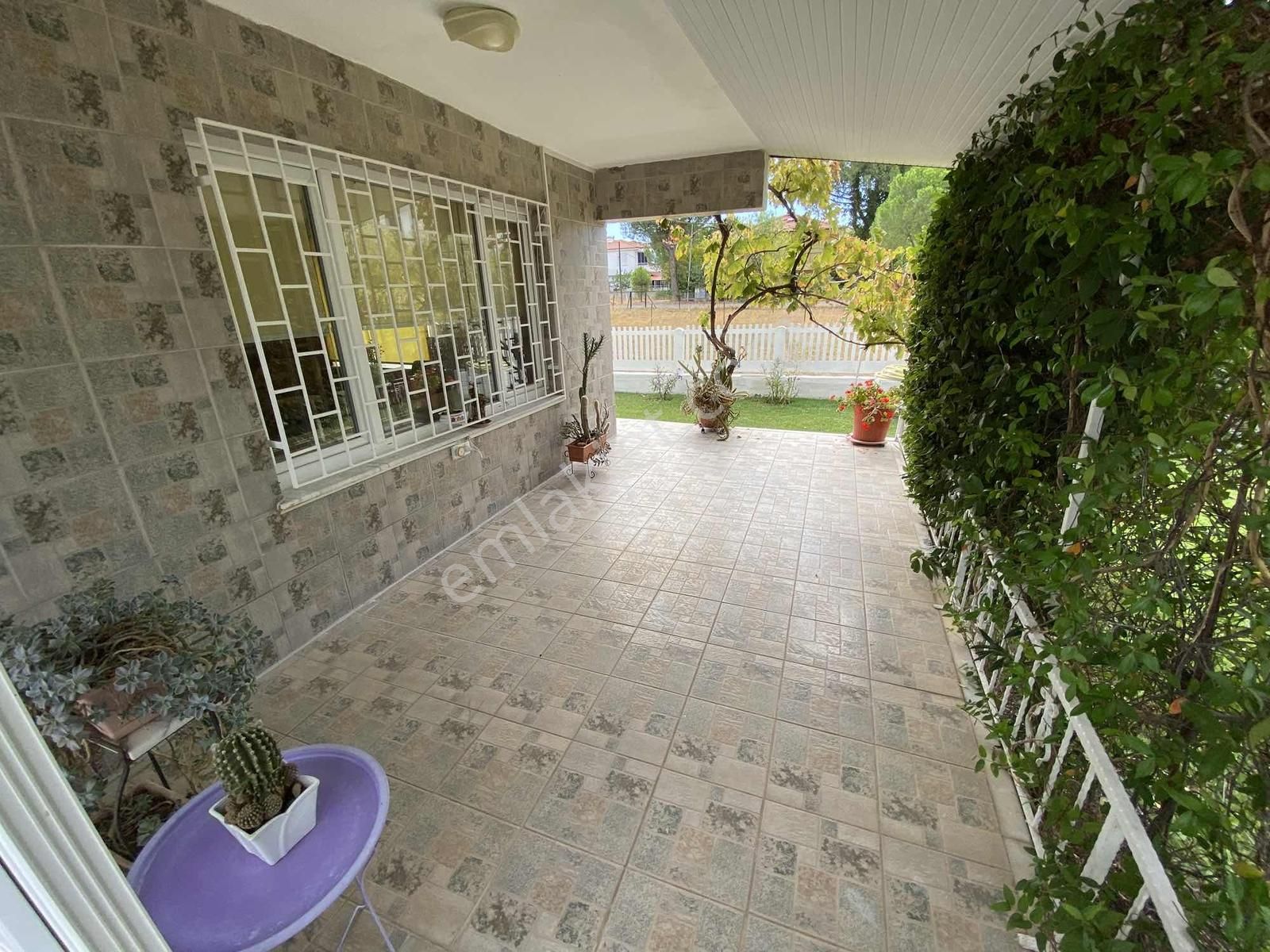 Dağlı !gayrimenkul'den Geniş Bahçeli Müstakil Villa - Görsel 22