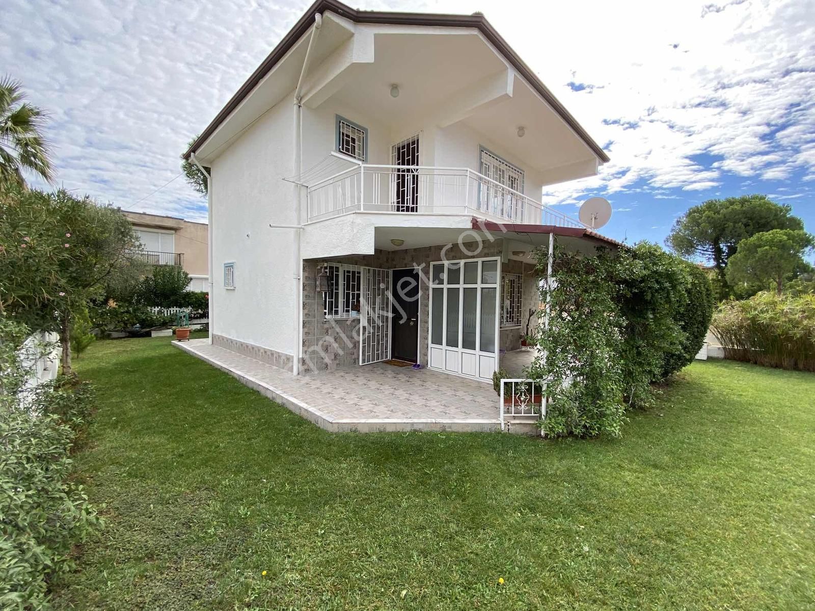 Dağlı !gayrimenkul'den Geniş Bahçeli Müstakil Villa - Görsel 13