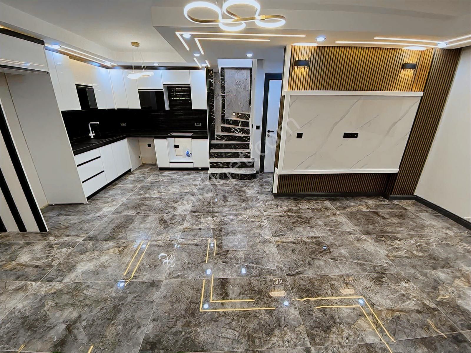 Dağlı !gayrimenkul'den 2+1 240m2 Sıfır Villa - Görsel 3