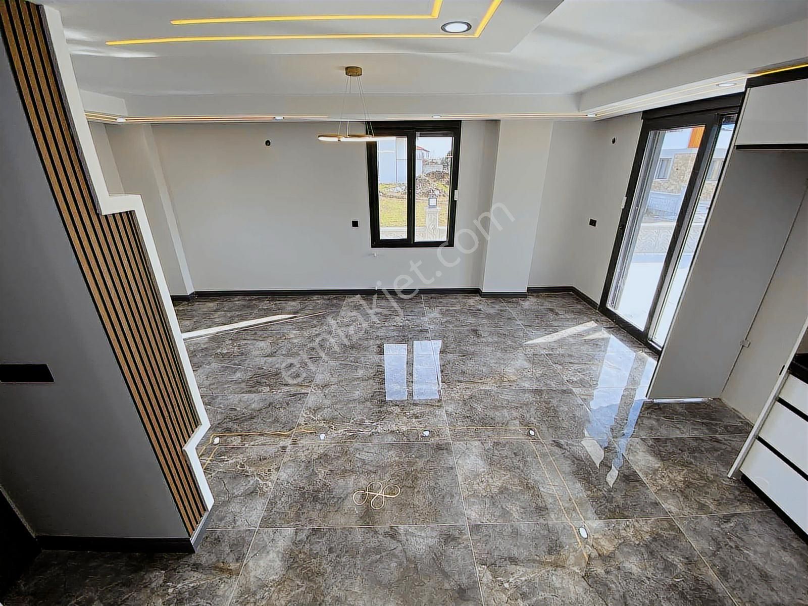 Dağlı !gayrimenkul'den 2+1 240m2 Sıfır Villa - Görsel 12