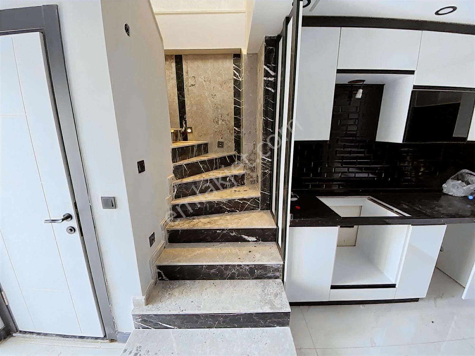 Dağlı !gayrimenkul'den 2+1 240m2 Sıfır Villa - Görsel 23