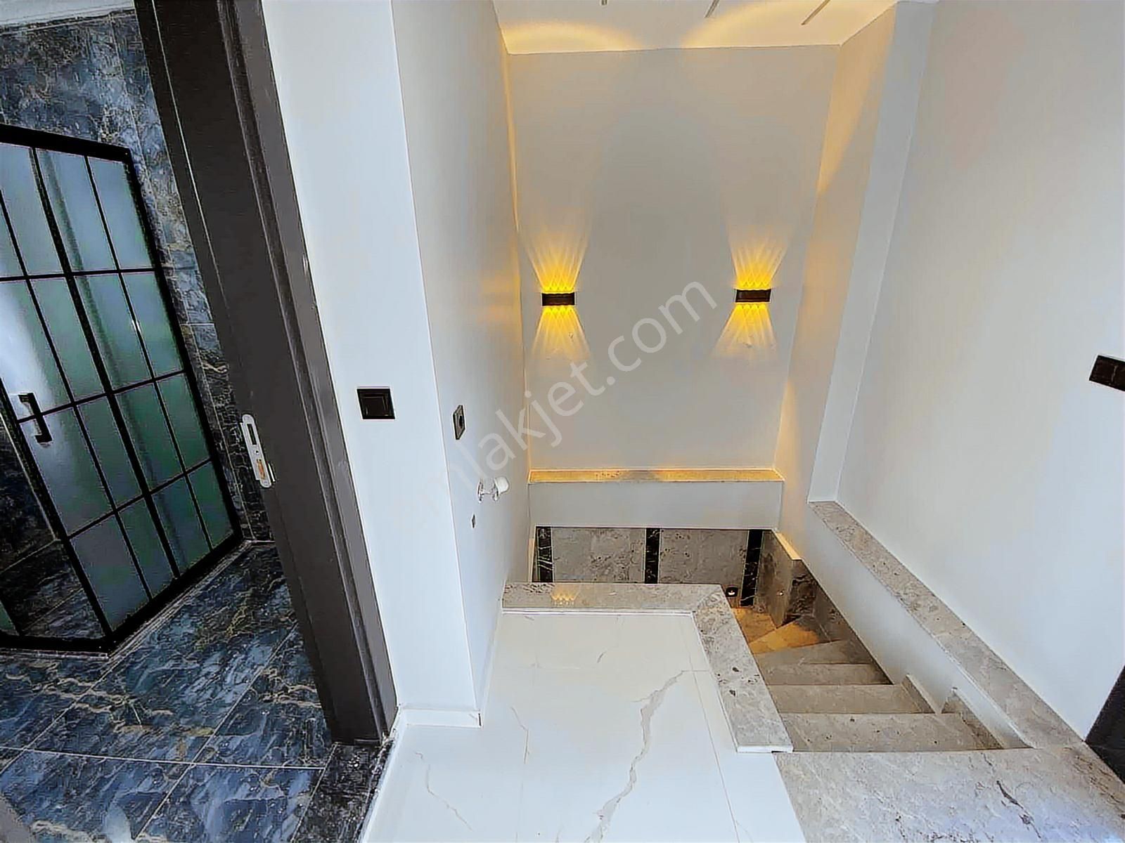 Dağlı !gayrimenkul'den 2+1 240m2 Sıfır Villa - Görsel 13