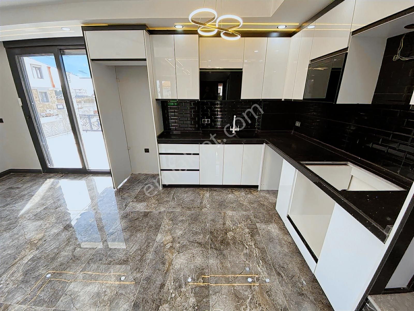 Dağlı !gayrimenkul'den 2+1 240m2 Sıfır Villa - Görsel 17