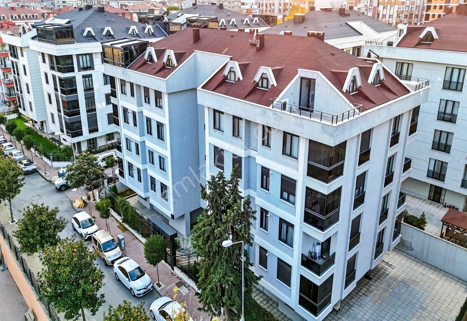 Weal World' Den K.otoparklı, Yeni Lüks Binada, Görülmeye Değer ...