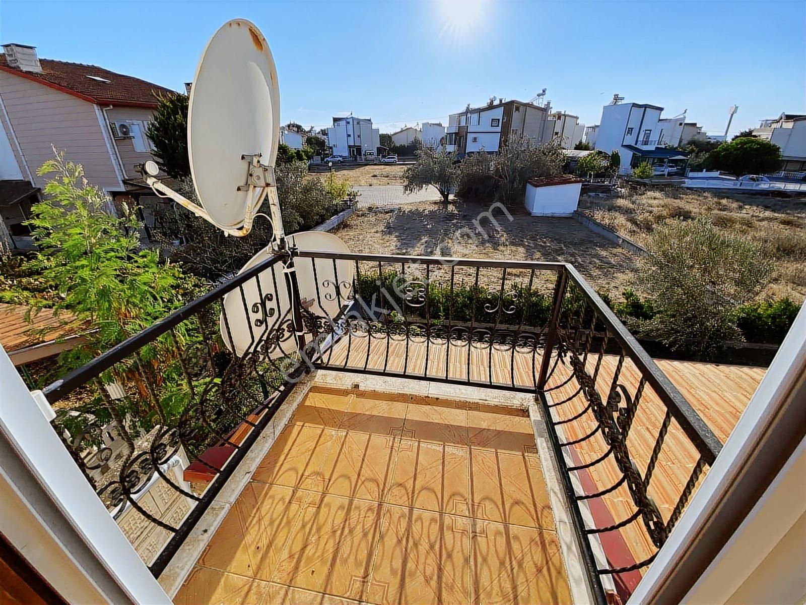 Dağlı !gayrimenkul'den Geniş Bahçeli Müstakil 3+1villa - Görsel 9