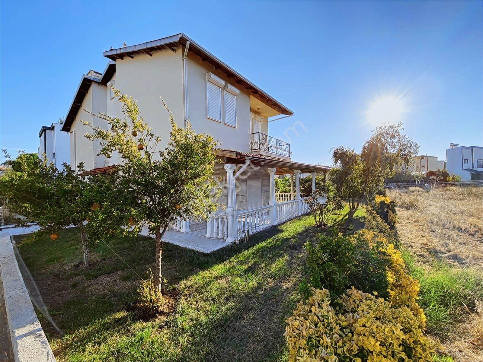 Dağlı !gayrimenkul'den Geniş Bahçeli Müstakil 3+1villa