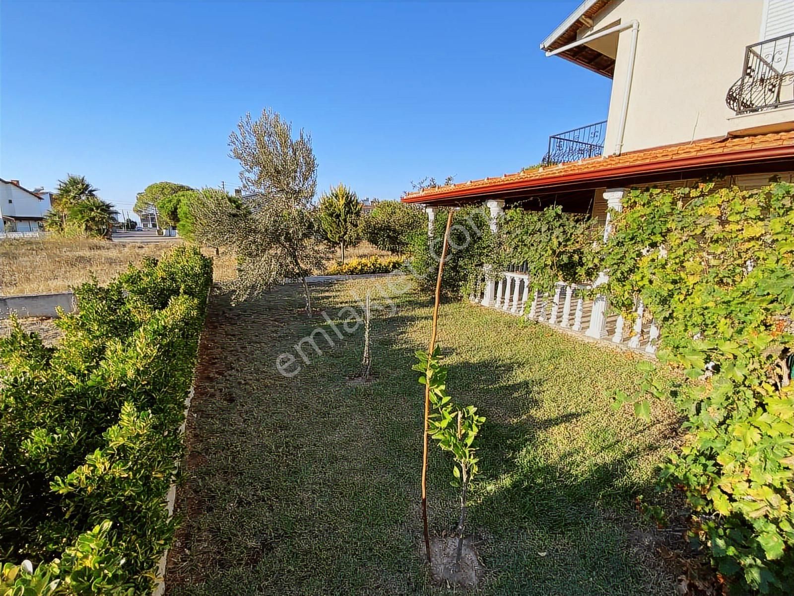 Dağlı !gayrimenkul'den Geniş Bahçeli Müstakil 3+1villa - Görsel 6