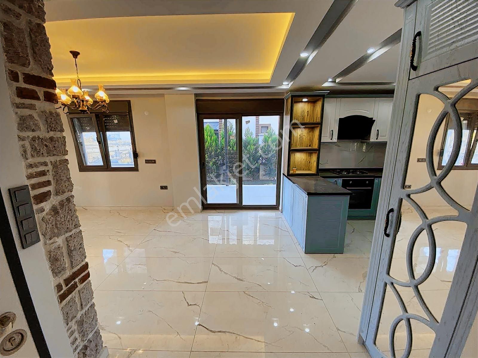 Dağlı !gayrimenkul'den Sıfır 4+1 Müstakil Lüks Yapım Villa !! - Görsel 13