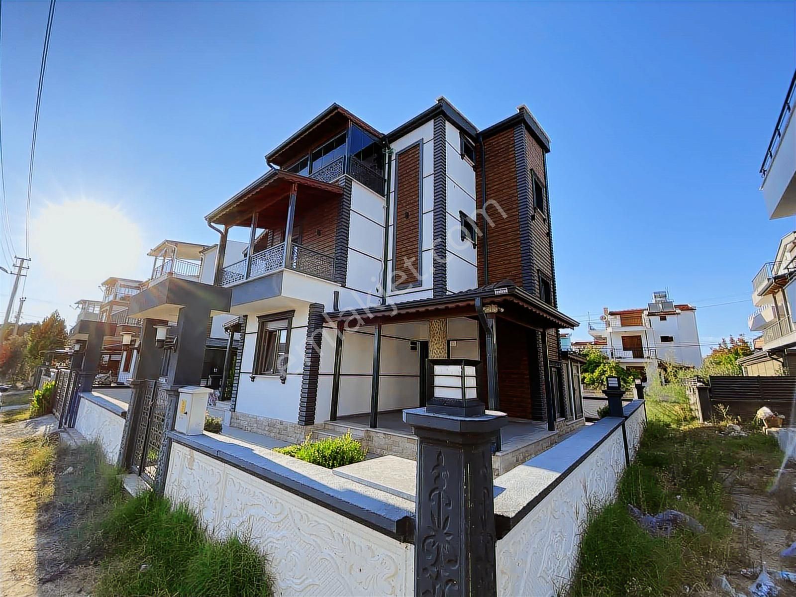 Dağlı !gayrimenkul'den Sıfır 4+1 Müstakil Lüks Yapım Villa !! - Görsel 21