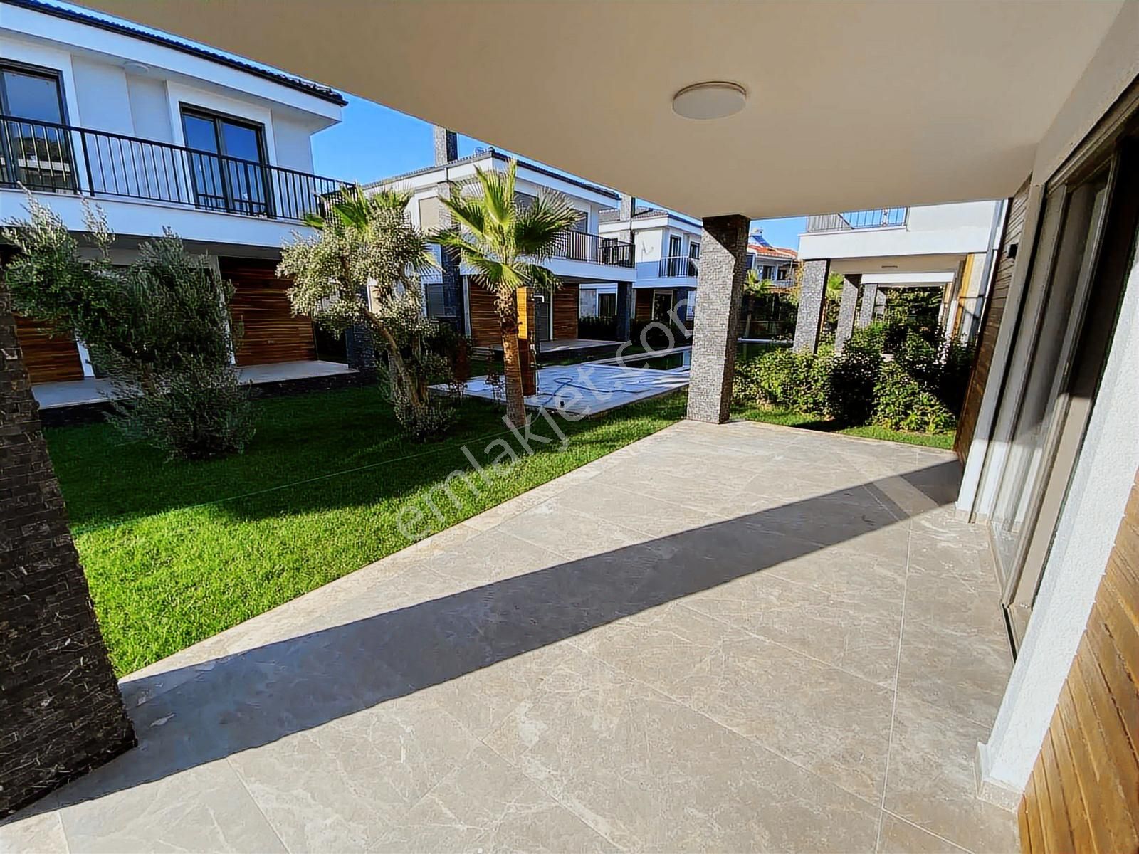 Dağlı !gayrimenkul'den Lüks Site İçi Havuzlu Villa ! - Görsel 15