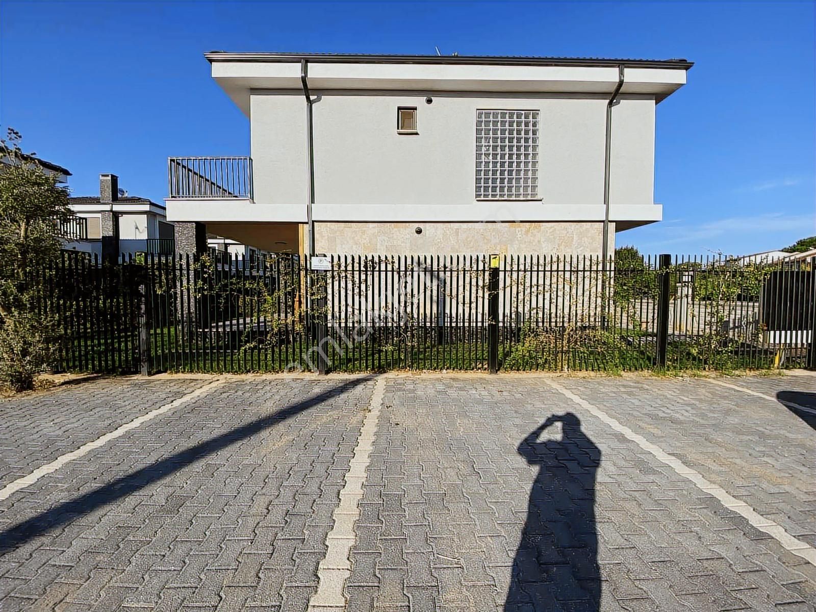 Dağlı !gayrimenkul'den Lüks Site İçi Havuzlu Villa ! - Görsel 34