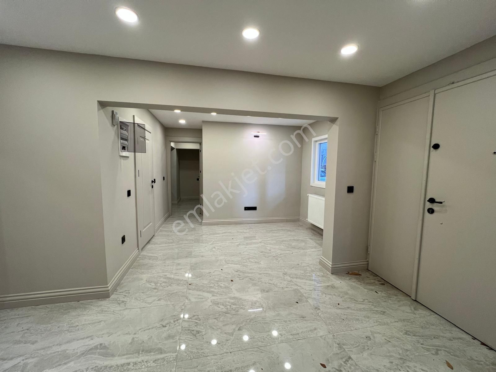 Bağdat Caddesi Üzeri İş Yeri Girişli Müstakil Tapulu 3+1 95m² - Görsel 25