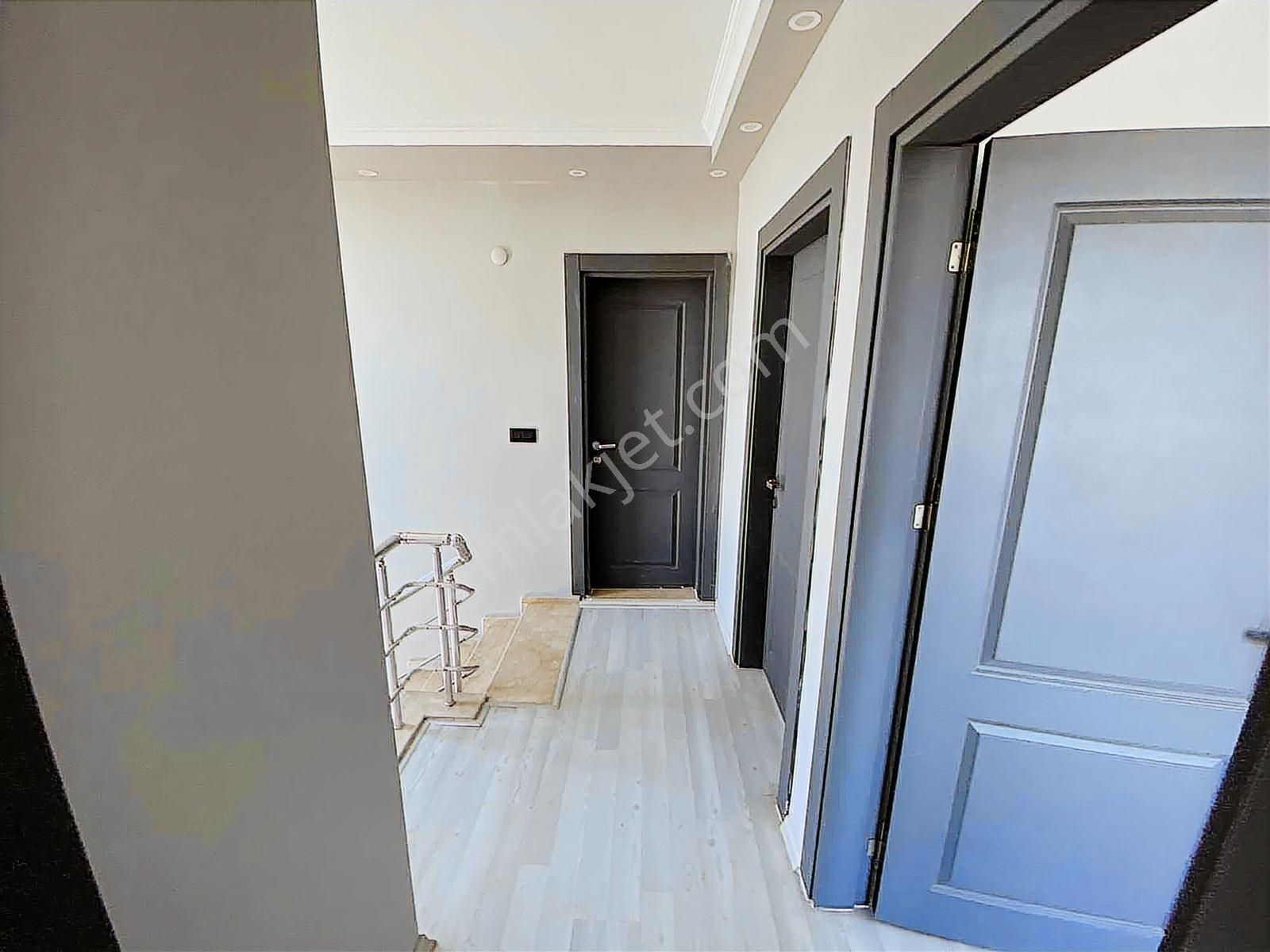 Dağlı !gayrimenkul'den 4+1 Denize Yürüme Mesafesi Sıfır Villa - Görsel 24