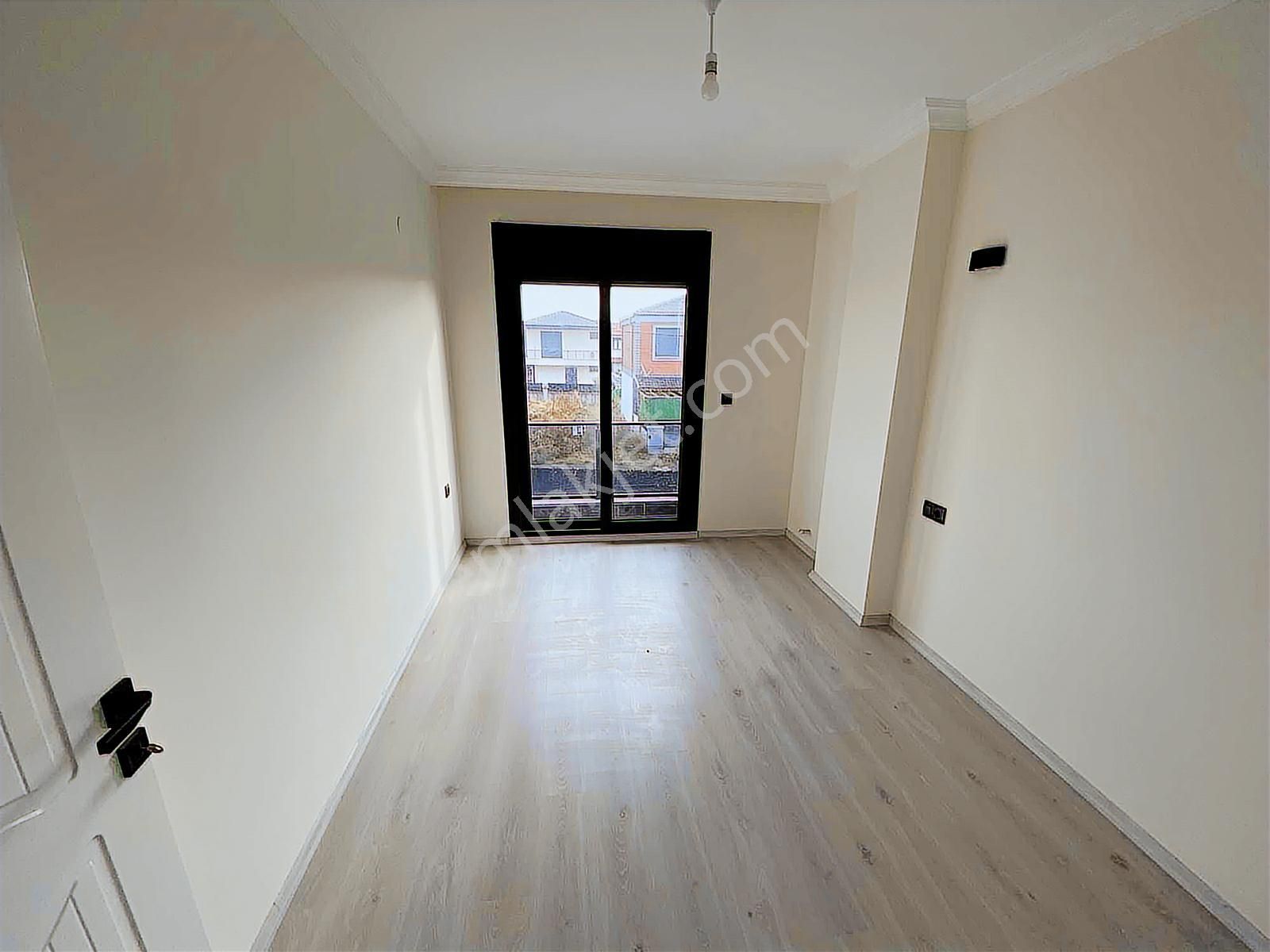 Dağlı !gayrimenkul'den Sahilde 3+1 Havuzlu Fırsat Villa ! - Görsel 25