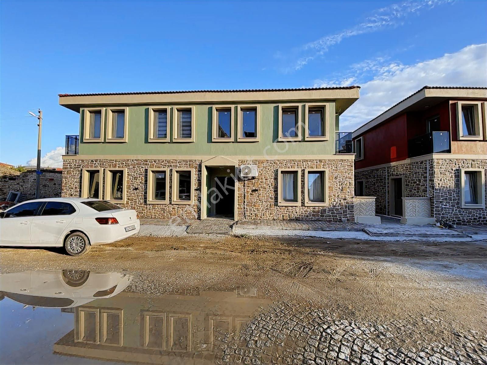 Dağlı Gayrimenkul'den Alaçatı Tasarım Modern & Lüks 2+1 Taş Yapı - Görsel 4