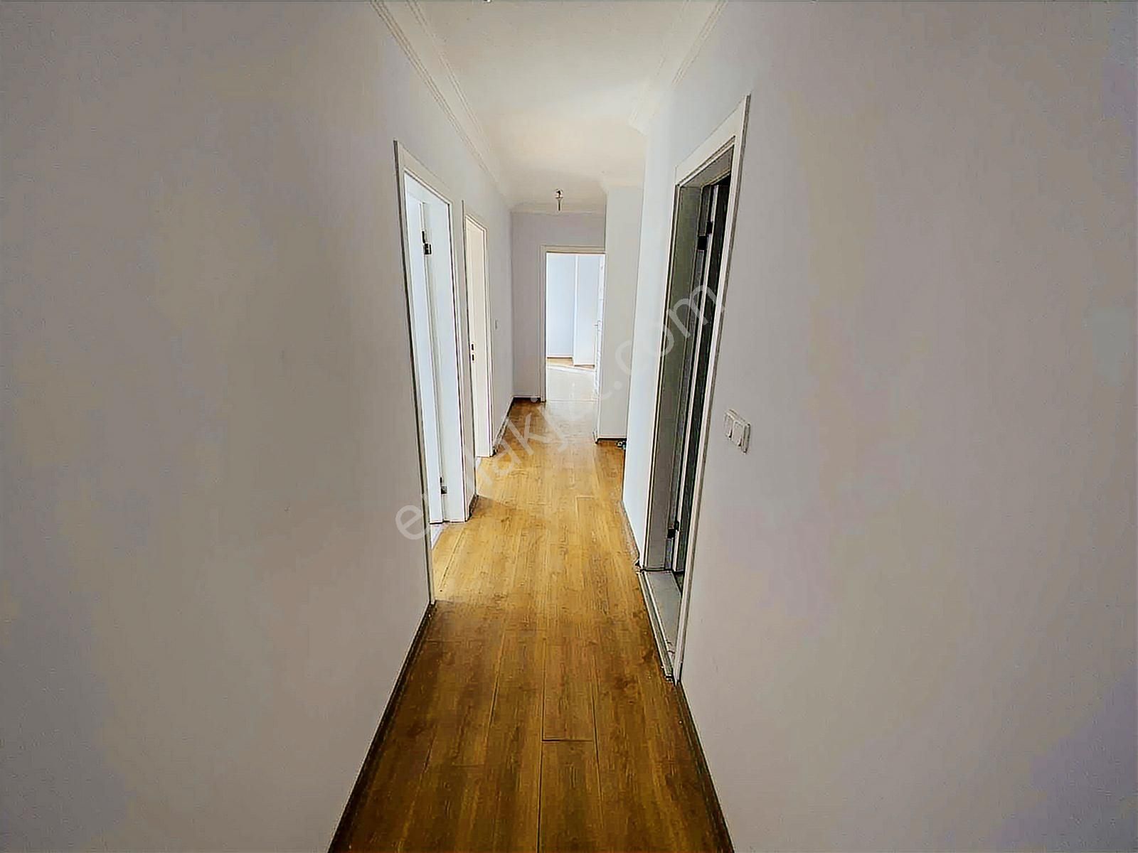 Dağlı !gayrimenkul'den Cadde Üzeri Teraslı 2+1 Daire - Görsel 11