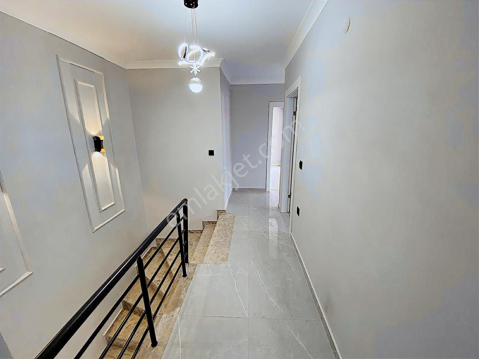 Dağlı !gayrimenkul'den Lüks Yapı Modern & Şık 3+1 Villa - Görsel 22