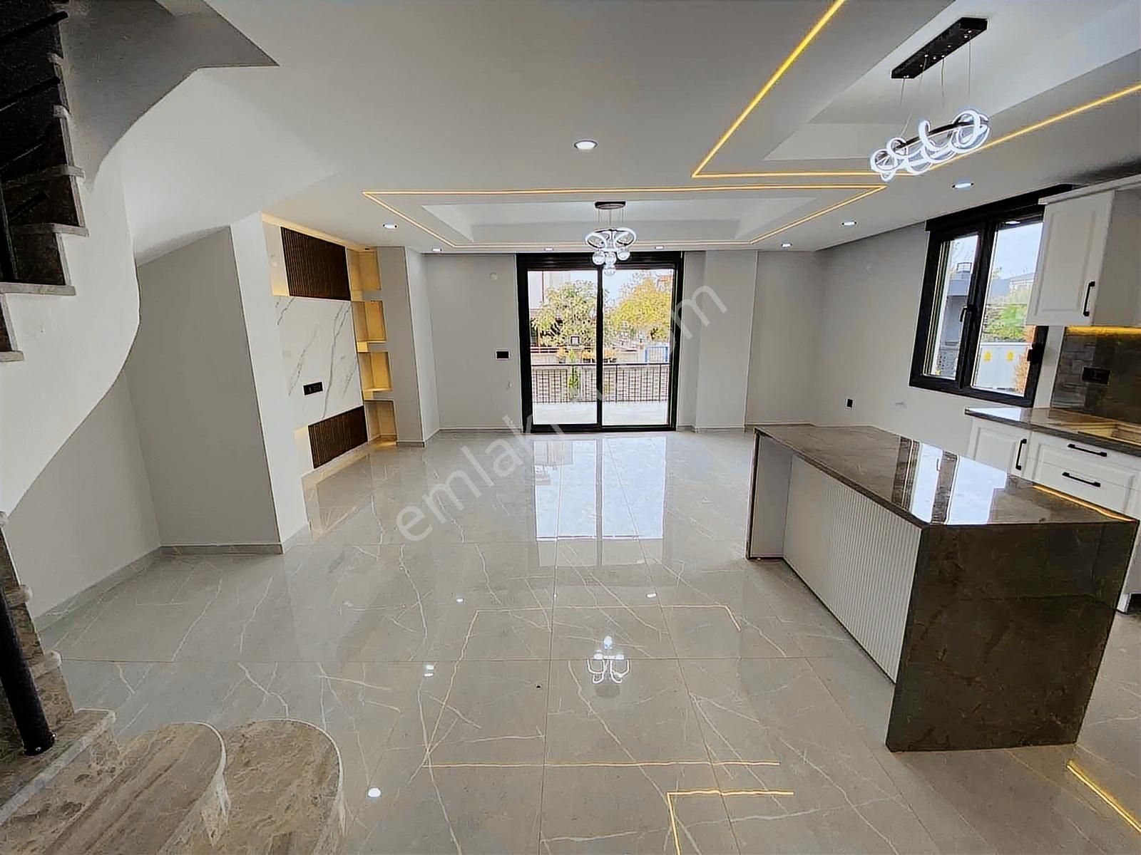 Dağlı !gayrimenkul'den Lüks Yapı Modern & Şık 3+1 Villa - Görsel 28