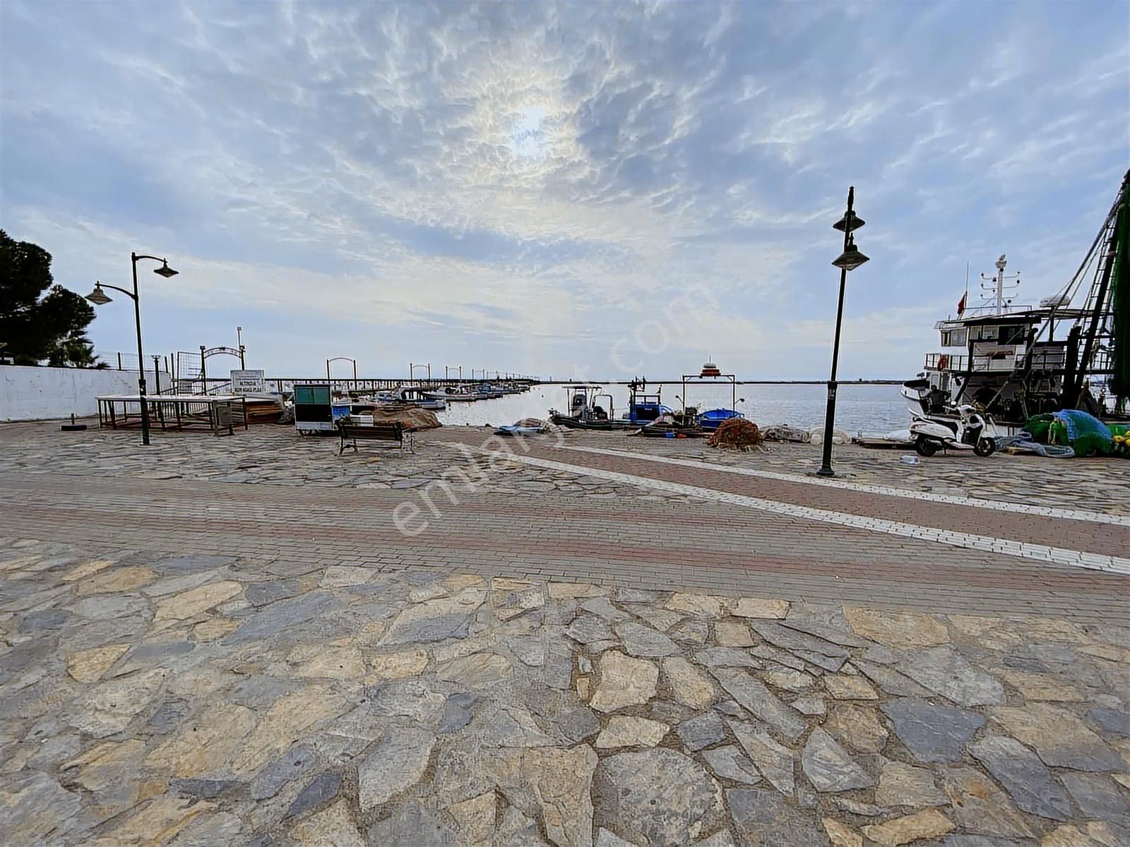 Dağlı !gayrimenkul'den Lüks Yapı Modern & Şık 3+1 Villa - Görsel 17