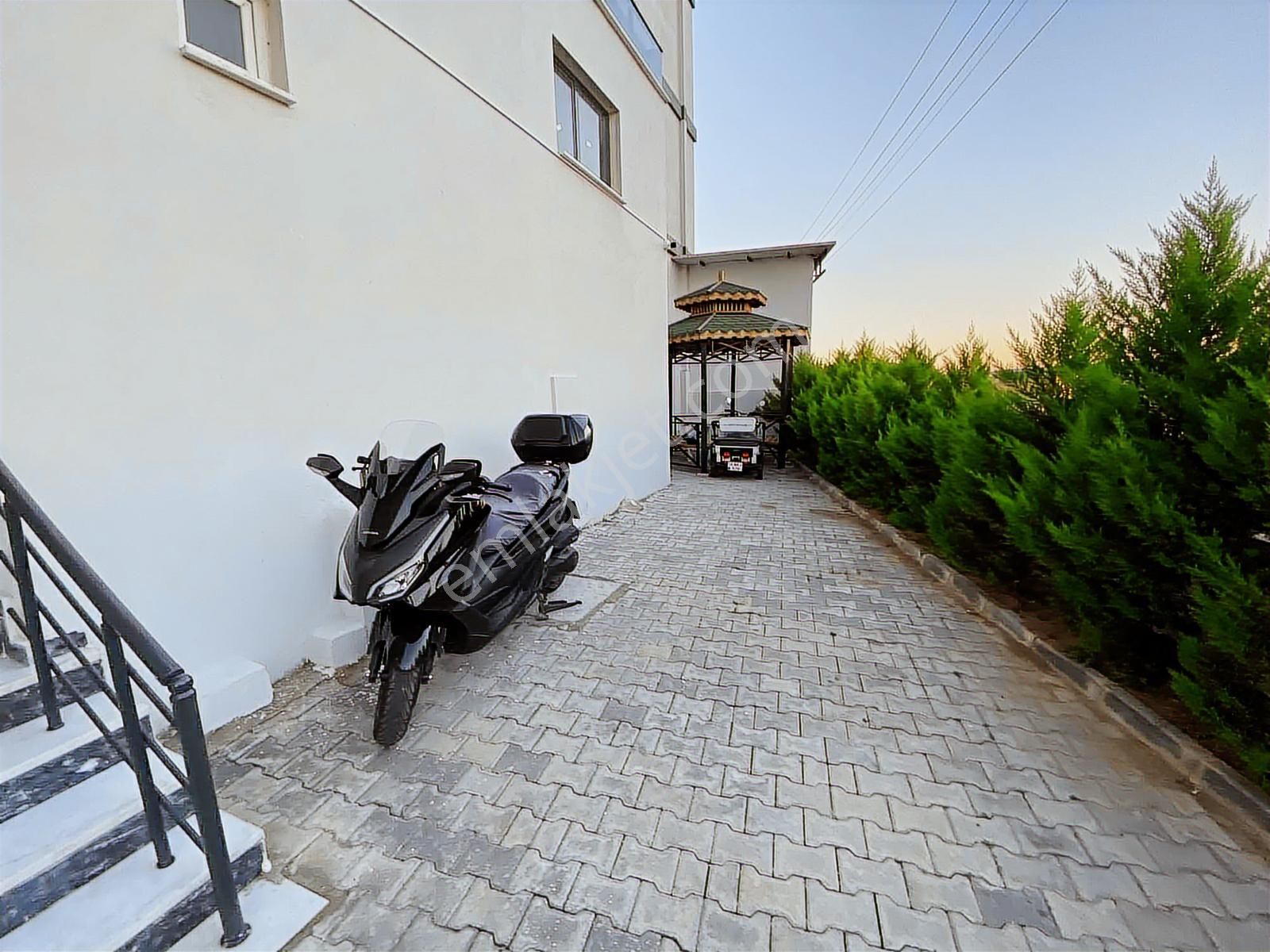 Dağlı !gayrimenkul'den Sahil Yolu Güzergahı 3+1 Sıfır Daire - Görsel 18