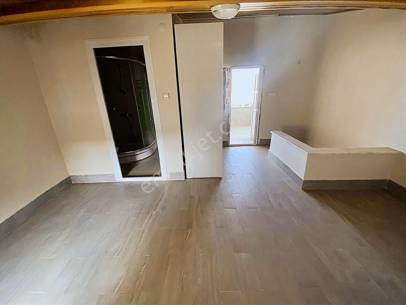 Dağlı !gayrimenkul'den Denize Sıfır Site İçi 3+1 Villa - Görsel 11