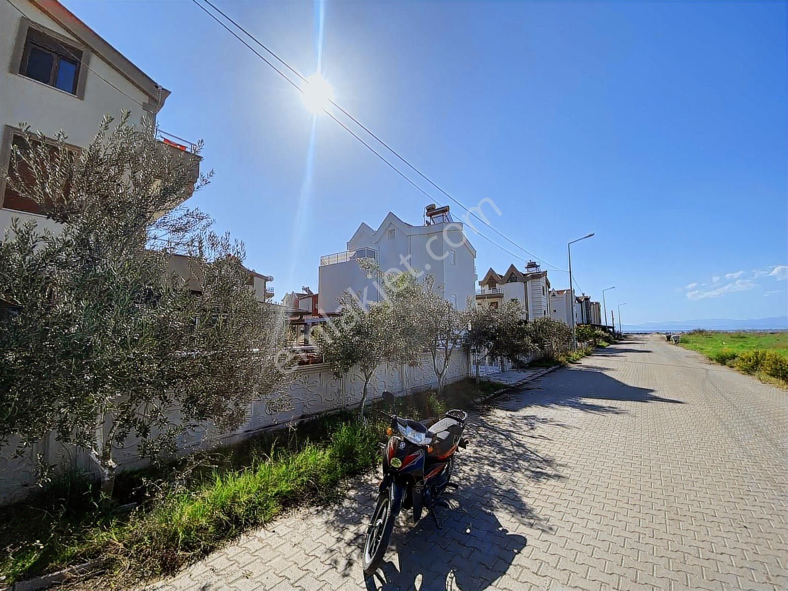 Dağlı !gayrimenkul'den Deniz Manzaralı 5+1 Fırsat Villa - Görsel 2