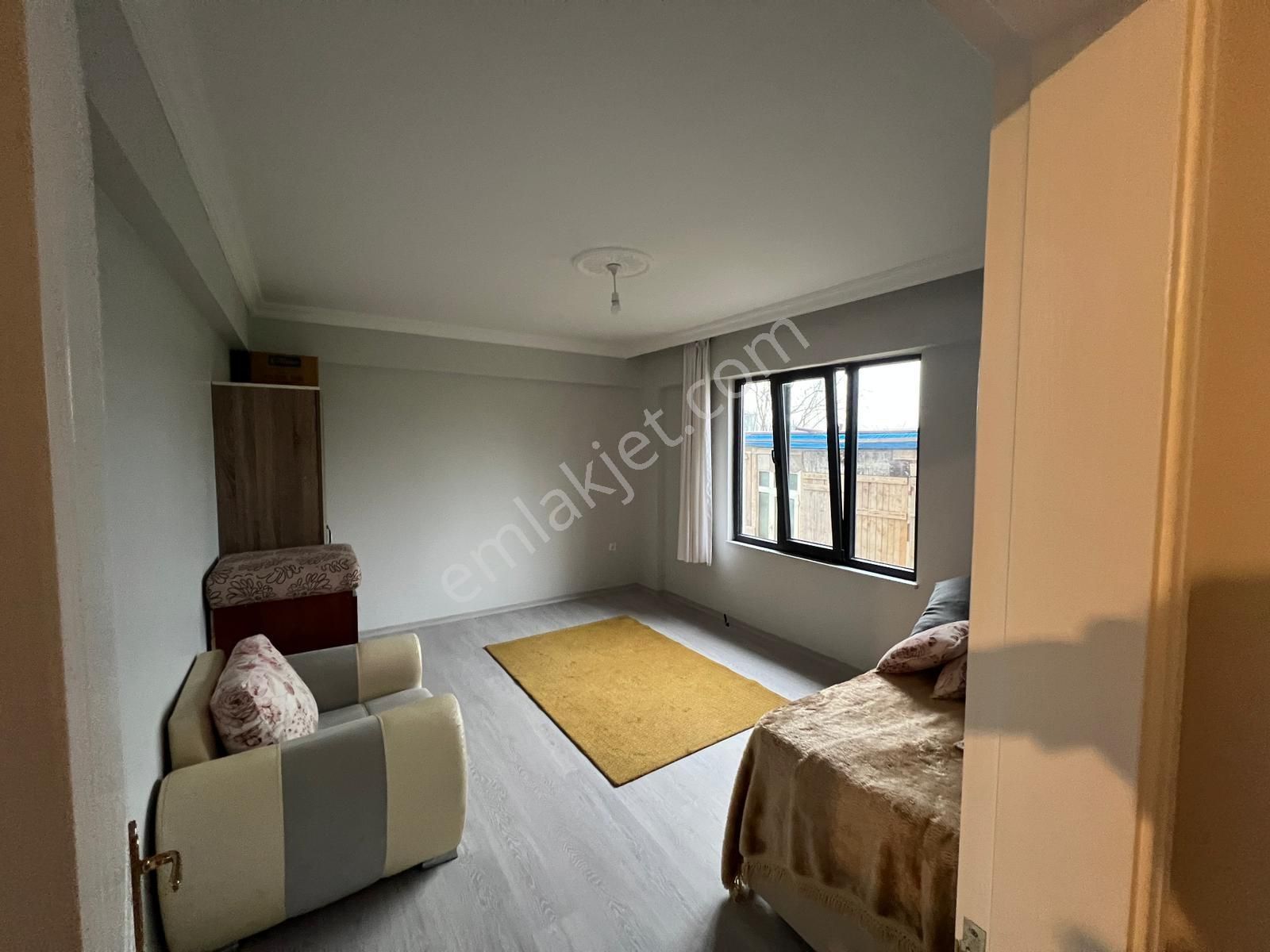 Merkeze 5dakika Mesafede,doğalgaz Altyapılı,peyzajlı Müstakil Ev - Görsel 6