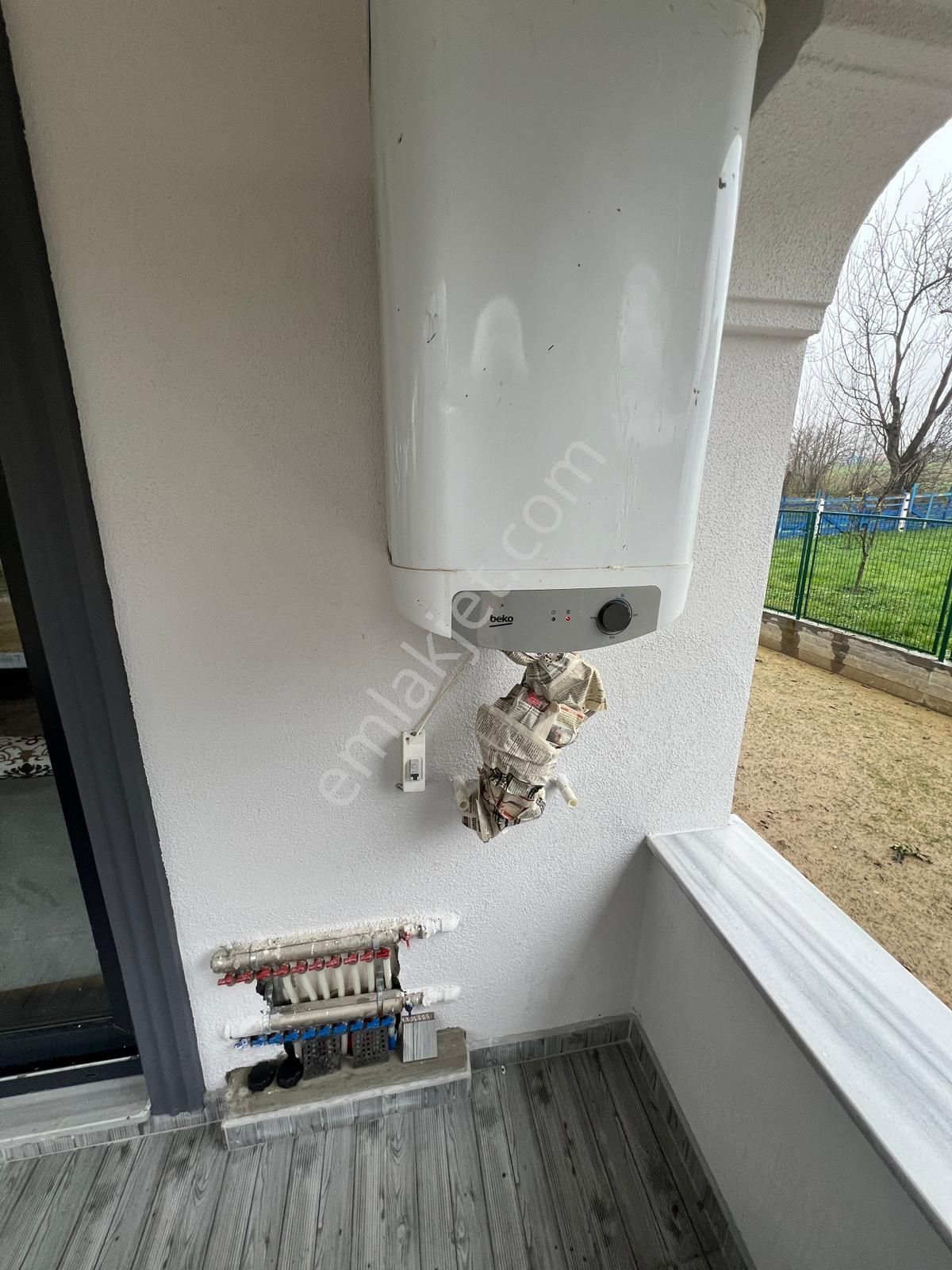 Merkeze 5dakika Mesafede,doğalgaz Altyapılı,peyzajlı Müstakil Ev - Görsel 14