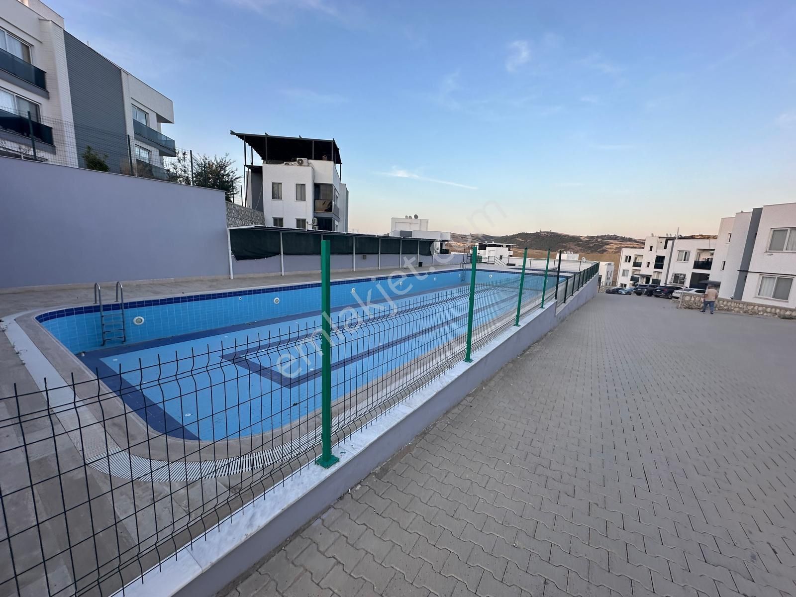 Kabasakal Mahallesi’nde Havuz Cepheli Sıfır 2+1 Fırsat Daire - Görsel 27