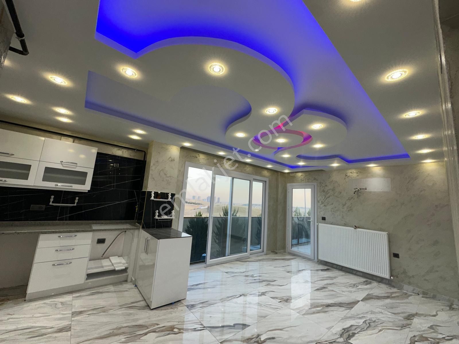 Kabasakal Mahallesi’nde Havuz Cepheli Sıfır 2+1 Fırsat Daire - Görsel 3