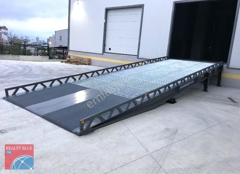 Uğur Demirhas'dan Kiralık 1050 M2 Depo - Görsel 2
