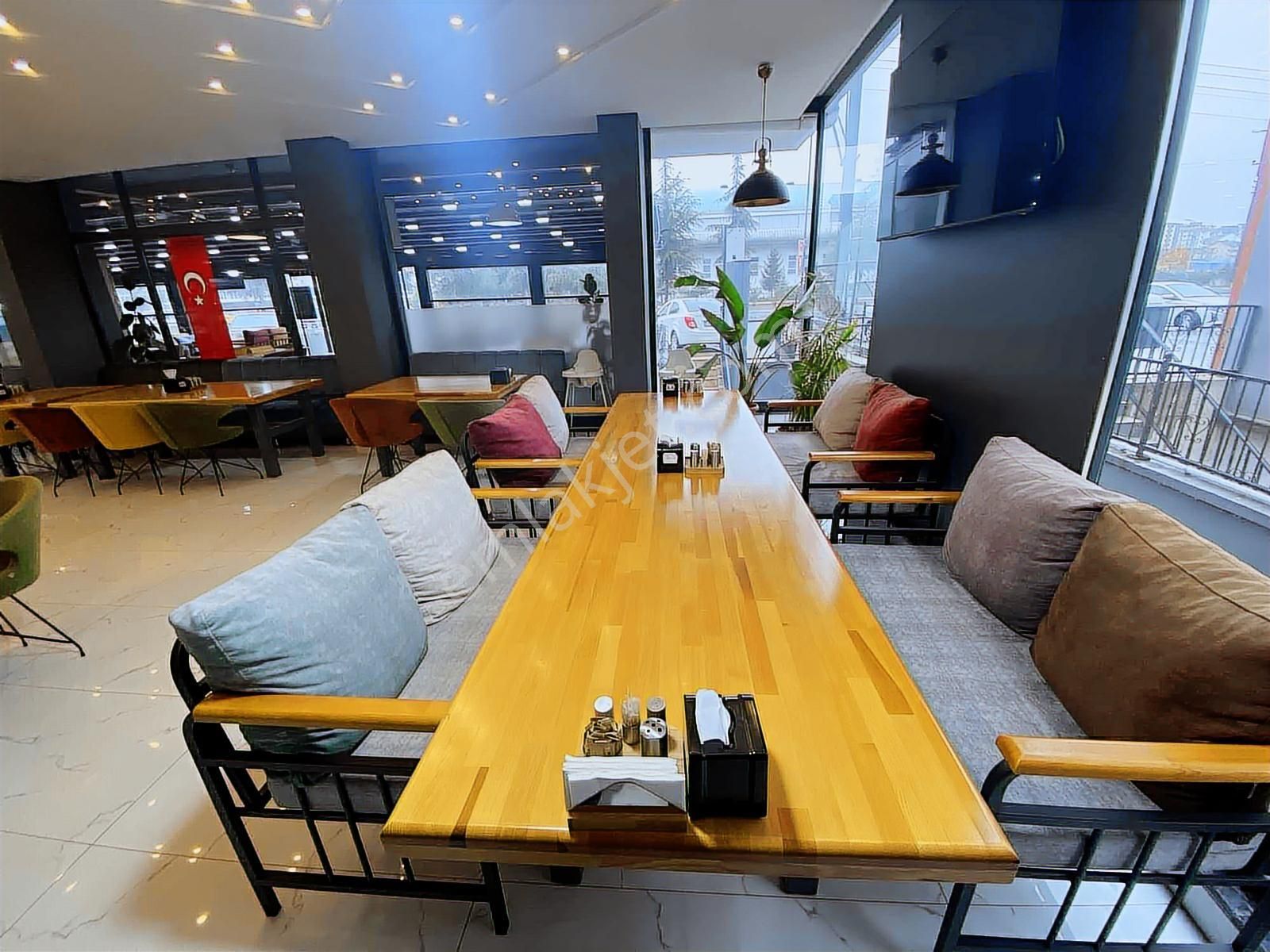 Realty World Şehir Hastanesi Karşısıdevren Kiralık Fırsat İşyeri - Görsel 2