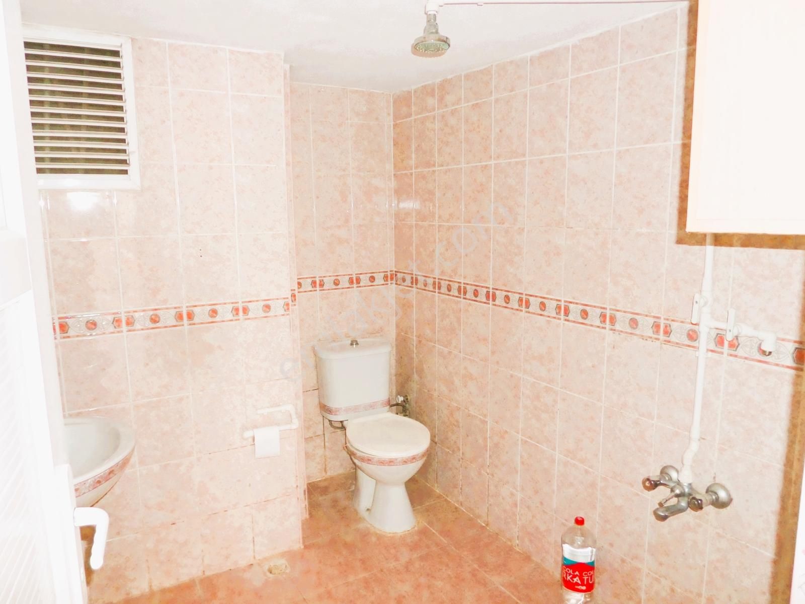 Bahçeşehir'de,2.kat,3+1,doğalgazlı,bulvarüstü Kiralık Daire - Görsel 8