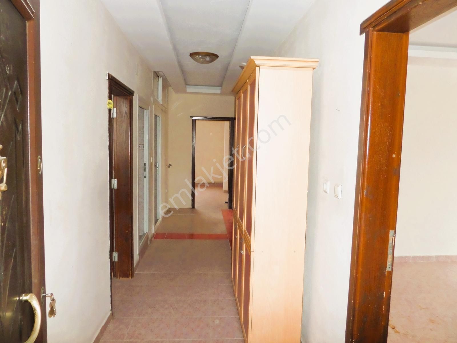 Bahçeşehir'de,2.kat,3+1,doğalgazlı,bulvarüstü Kiralık Daire - Görsel 21