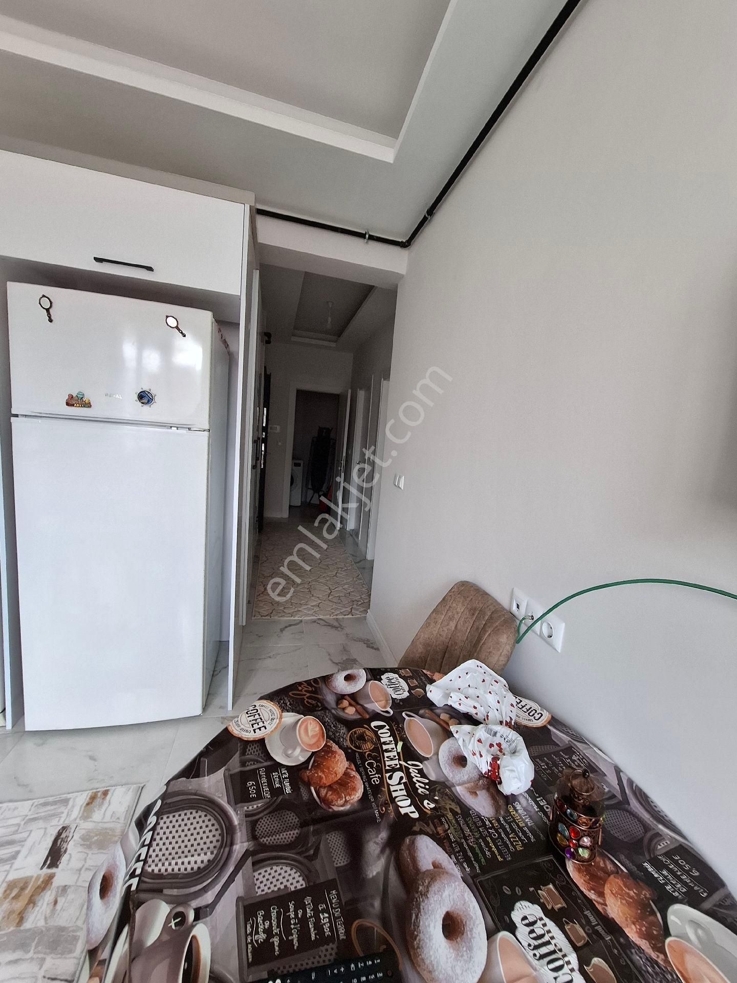 Çarşı Merkezde Kiralık Eşyalı 1+1 Daire - Görsel 11