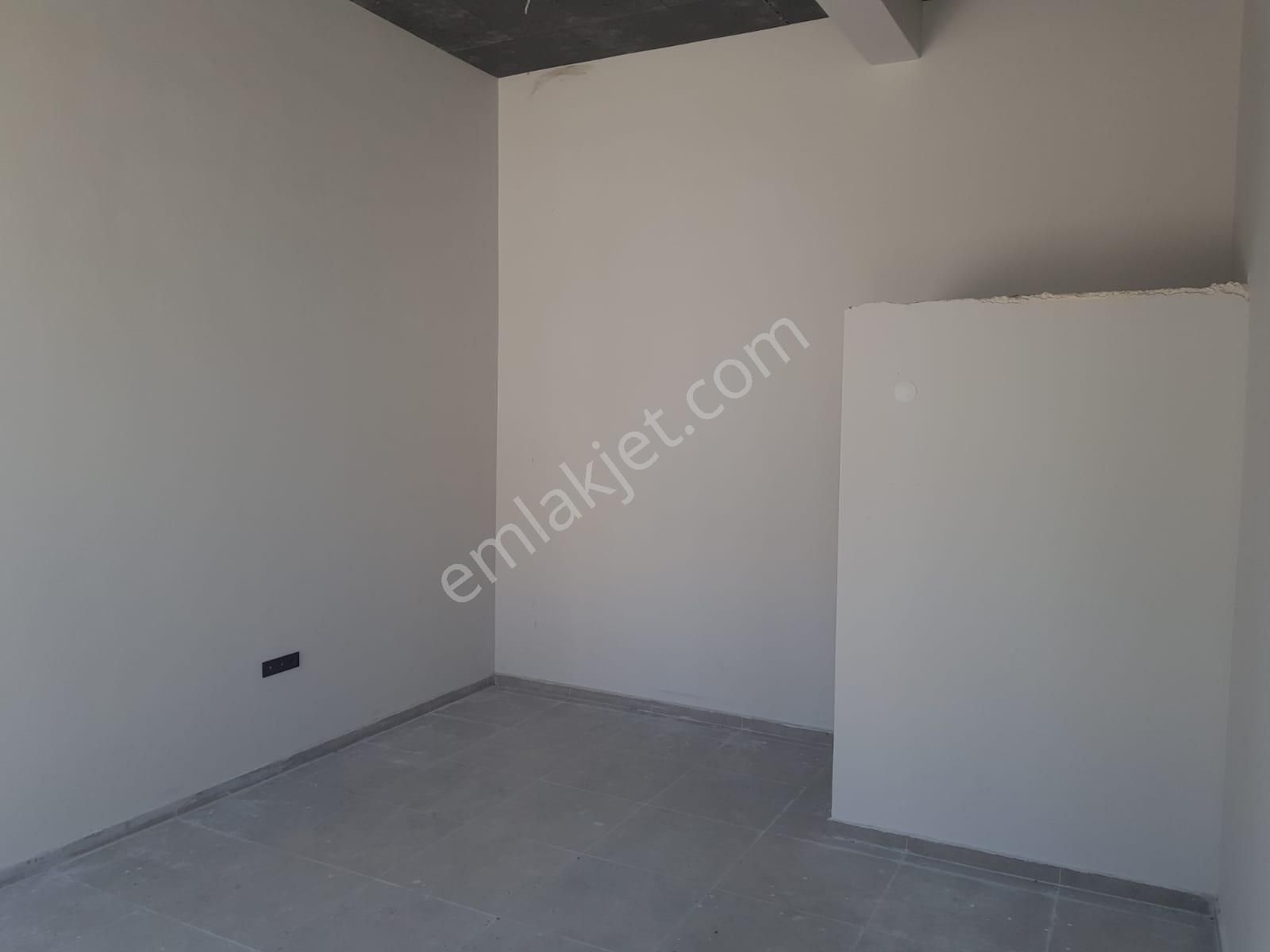 Millet Mahallesinde Kıralık Fırsat Dükkan - Görsel 9