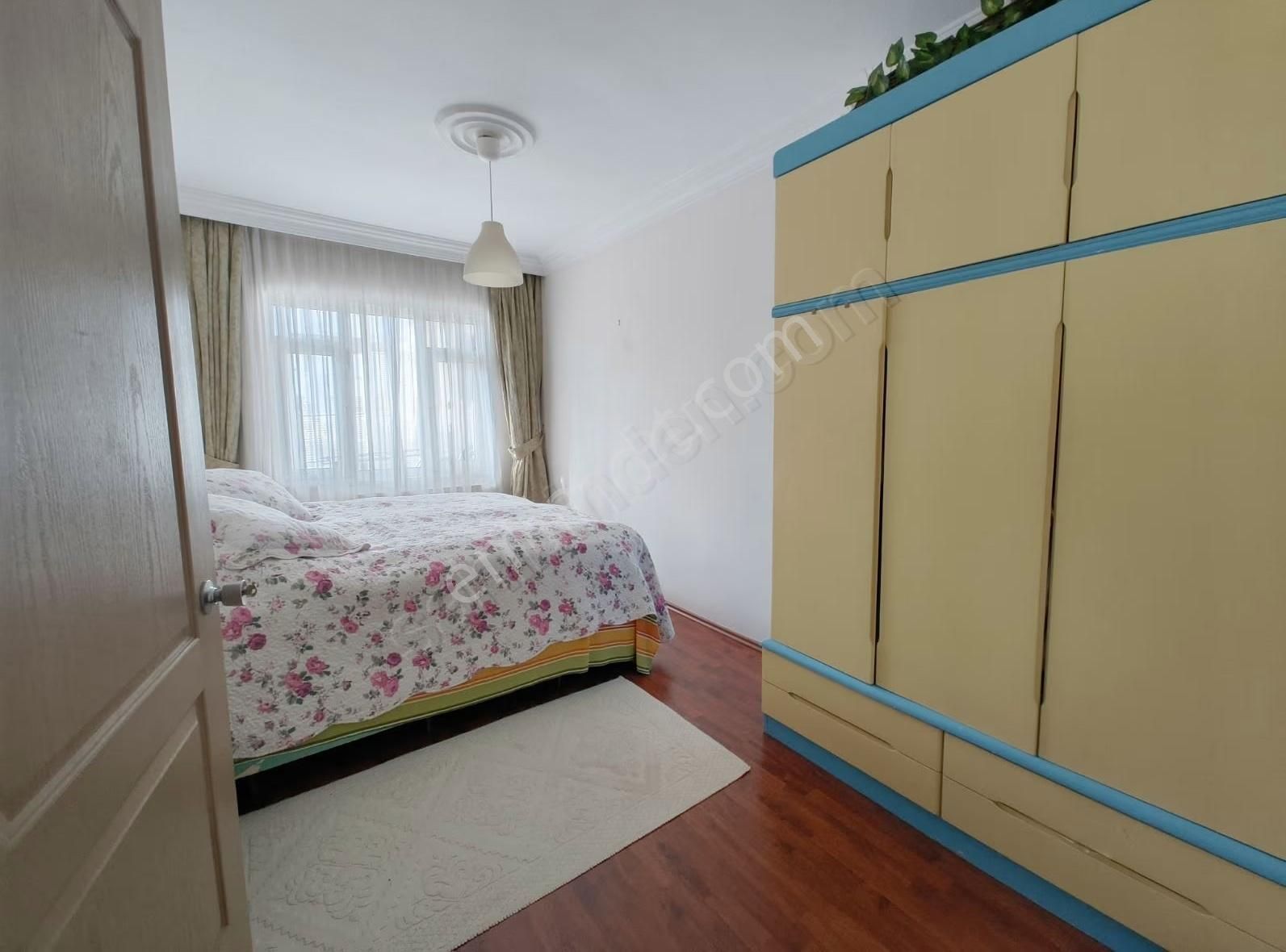 Marmaris Merkezde, Geniş Salonlu Ve Şömineli 3+1 Daire - Görsel 6