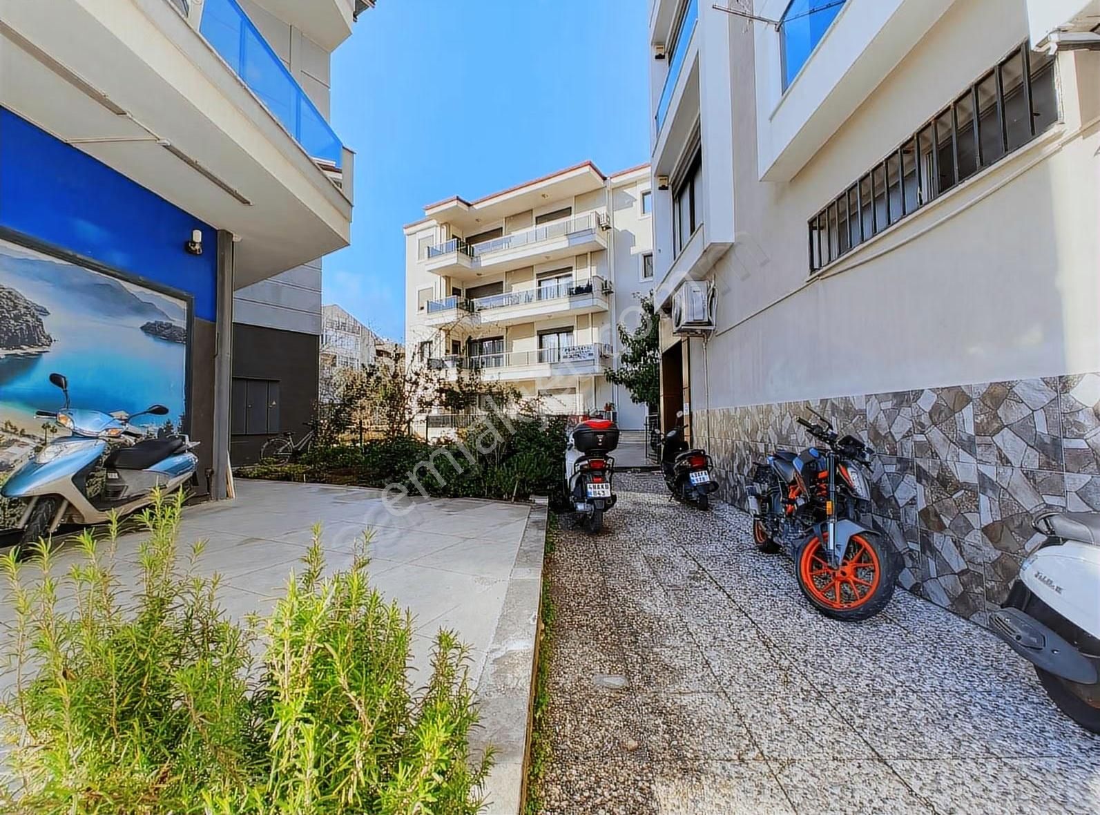 Denize 30 Adım, Bahçeli Prestij Daire - Görsel 4