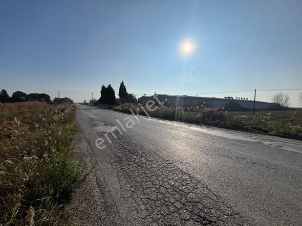 Tc Emlaktan Satılık Merkeze Yakın İmara Girmiş Tarla ! - Görsel 12