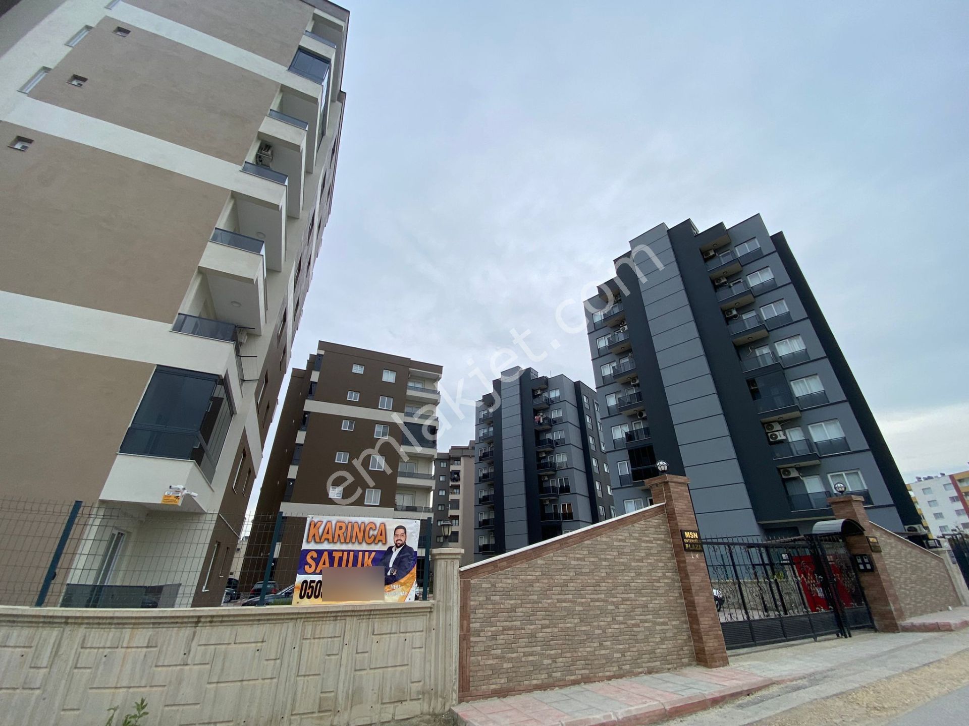 Karınca'dan Davultepe'de Havuzlu B.mutfaklı Üç Cepheli 2+1