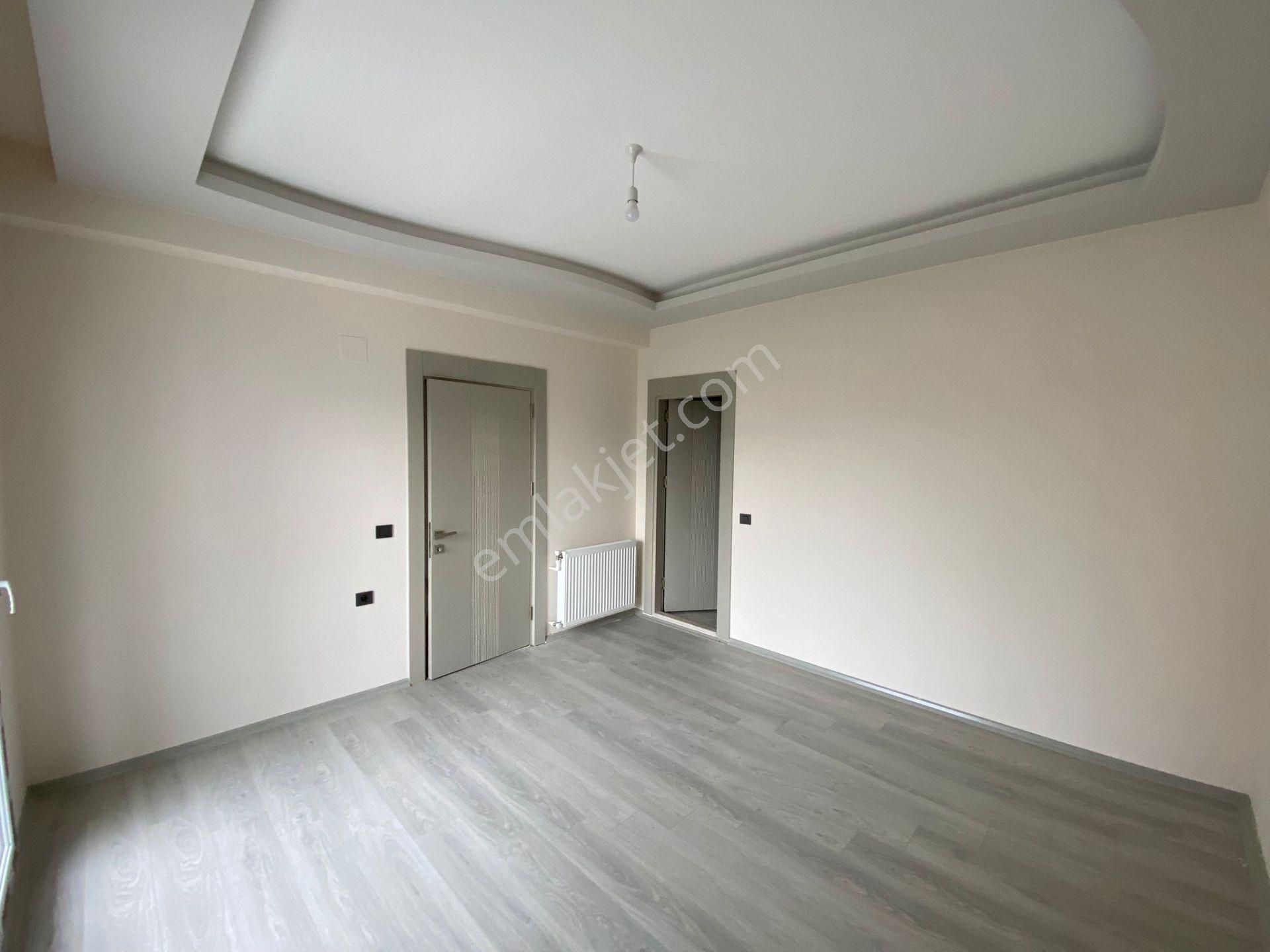 Karınca'dan Davultepe'de Havuzlu B.mutfaklı Üç Cepheli 2+1 - Görsel 9