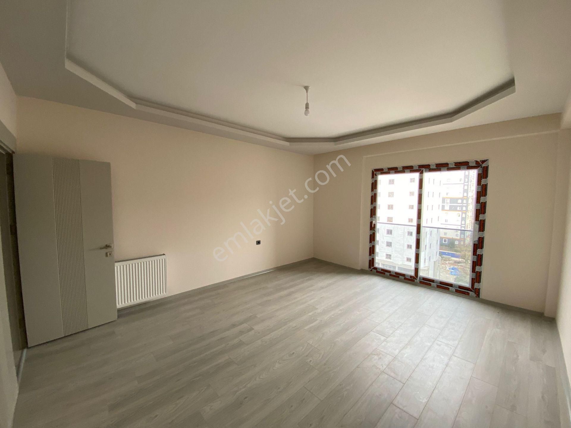 Karınca'dan Davultepe'de Havuzlu B.mutfaklı Üç Cepheli 2+1 - Görsel 6