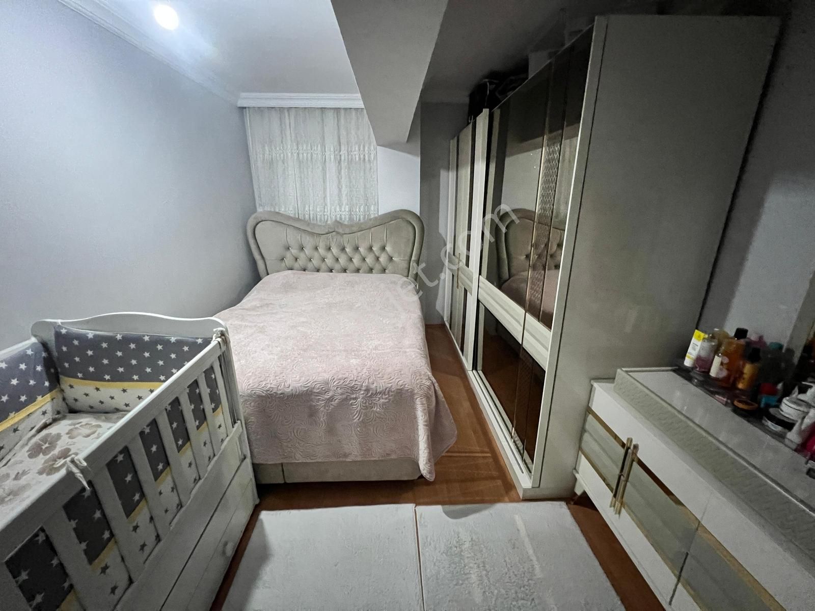 Şentürk Gayrimenkul'den Karapürçek'de Temiz Uygun Daire ** - Görsel 4