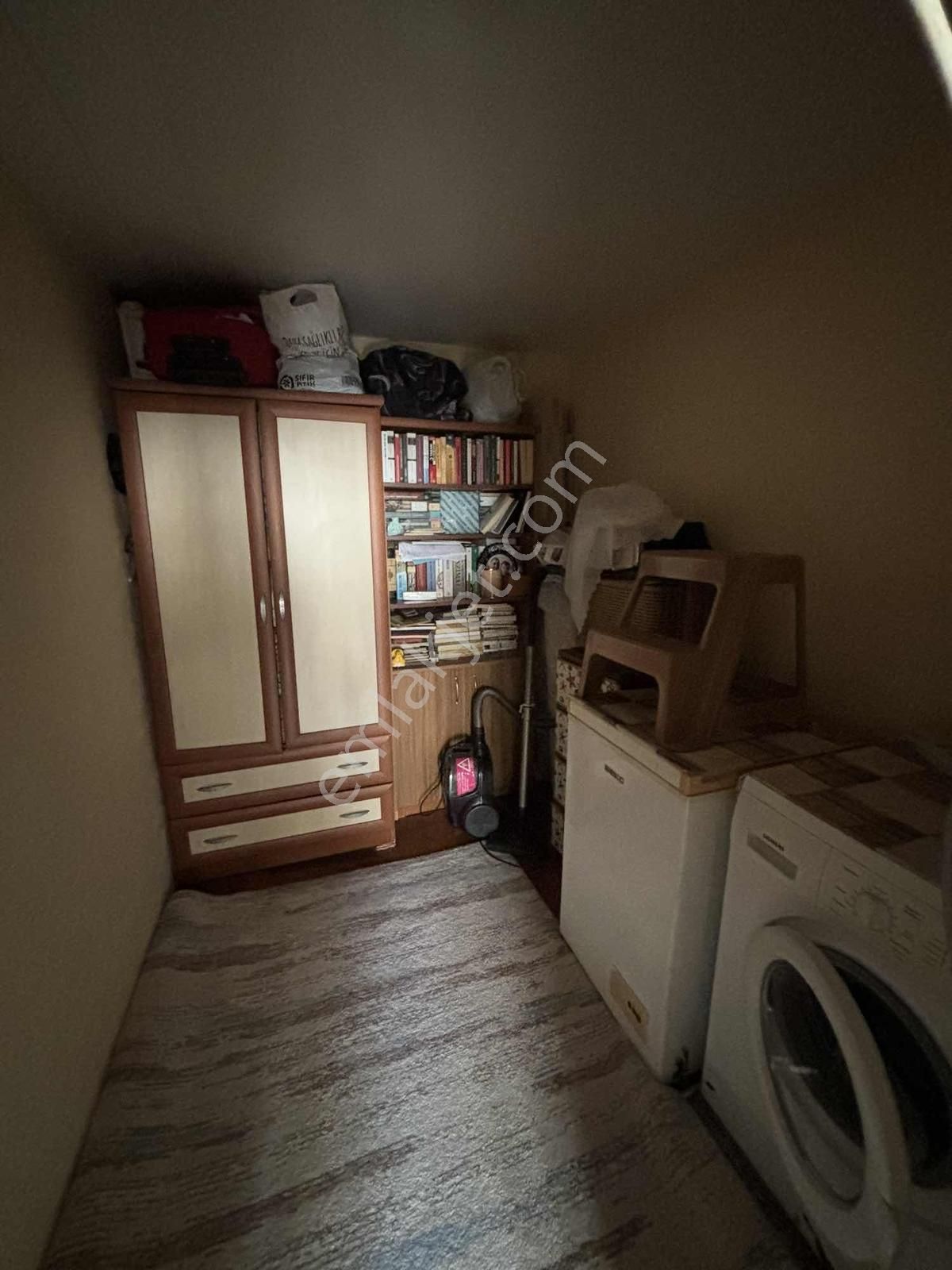 Merkezde Satılık 2+1 Arakat D.gazlı Daire Krediye Uygun - Görsel 2