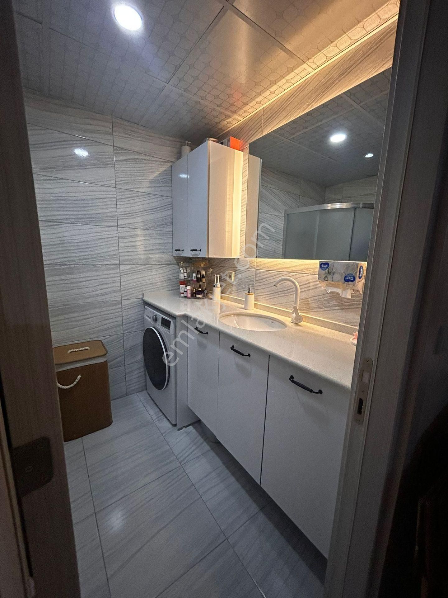 Gaziemir Irmak Mah. Merkezi Konumunda 2+1 Kiralık Daire - Görsel 10