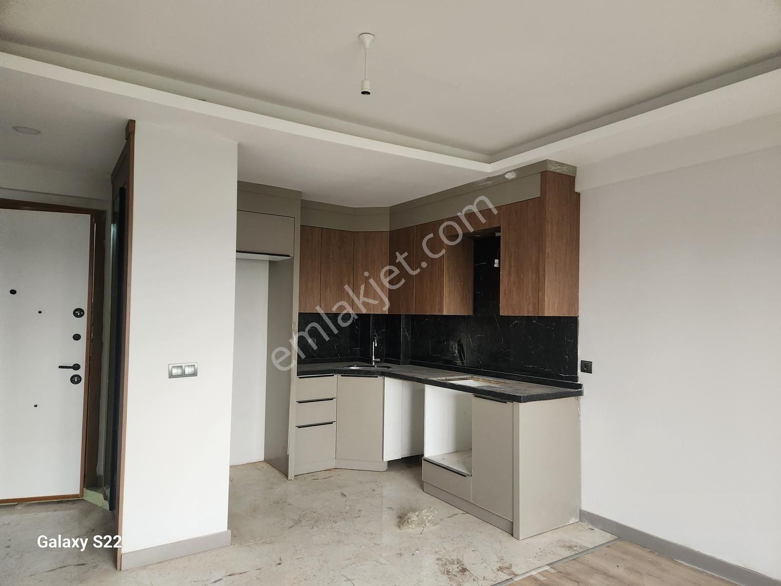 Altıntaş Gardenia Park 'ta Modern Sitede Kiralık 1+1 Daire